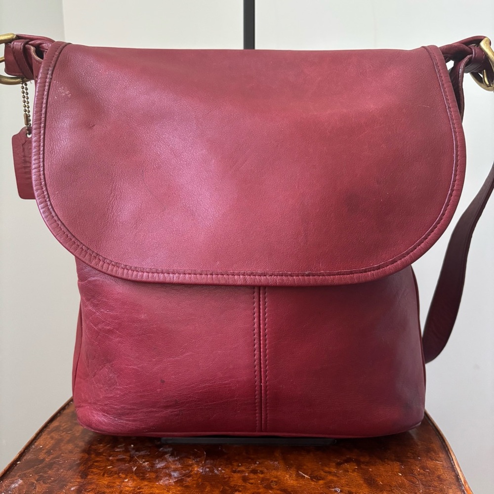 Authentic Red Vintage Coach USA Whitney 4115